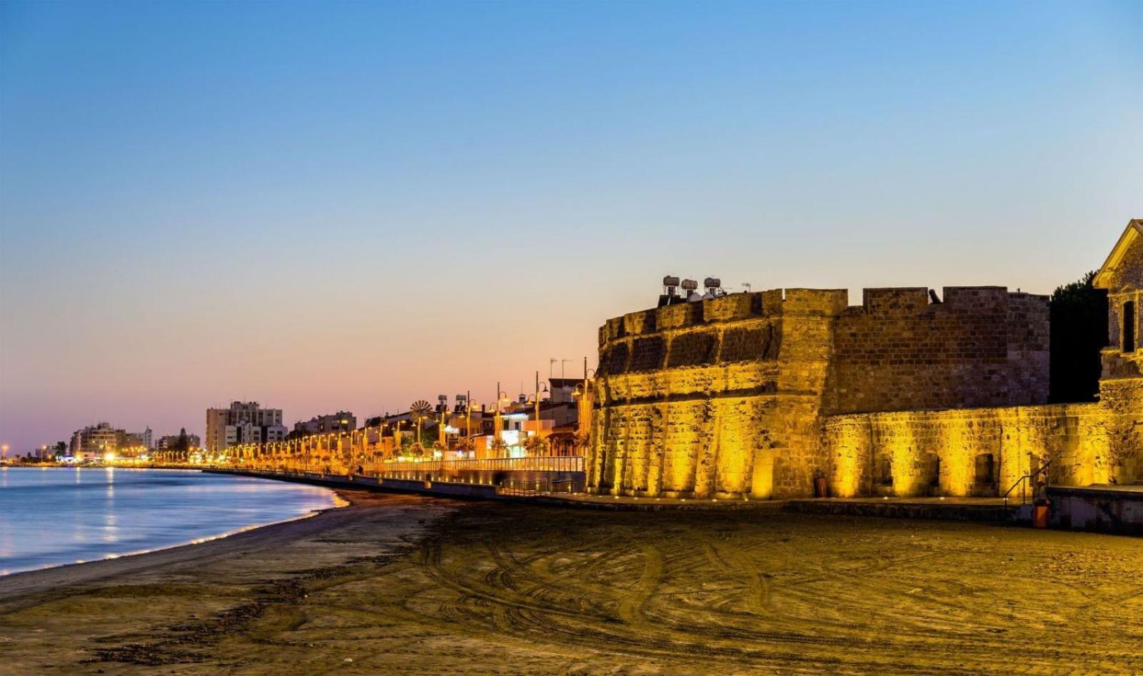 Paradise By The Sea Larnaca Buitenkant foto